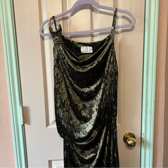 ASOS Crushed Velvet Trim Detail Draped Maxi Dress Green Size 6 - Picture 5 of 14